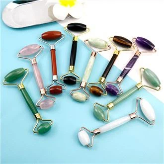 Masážny valec s kameňmi